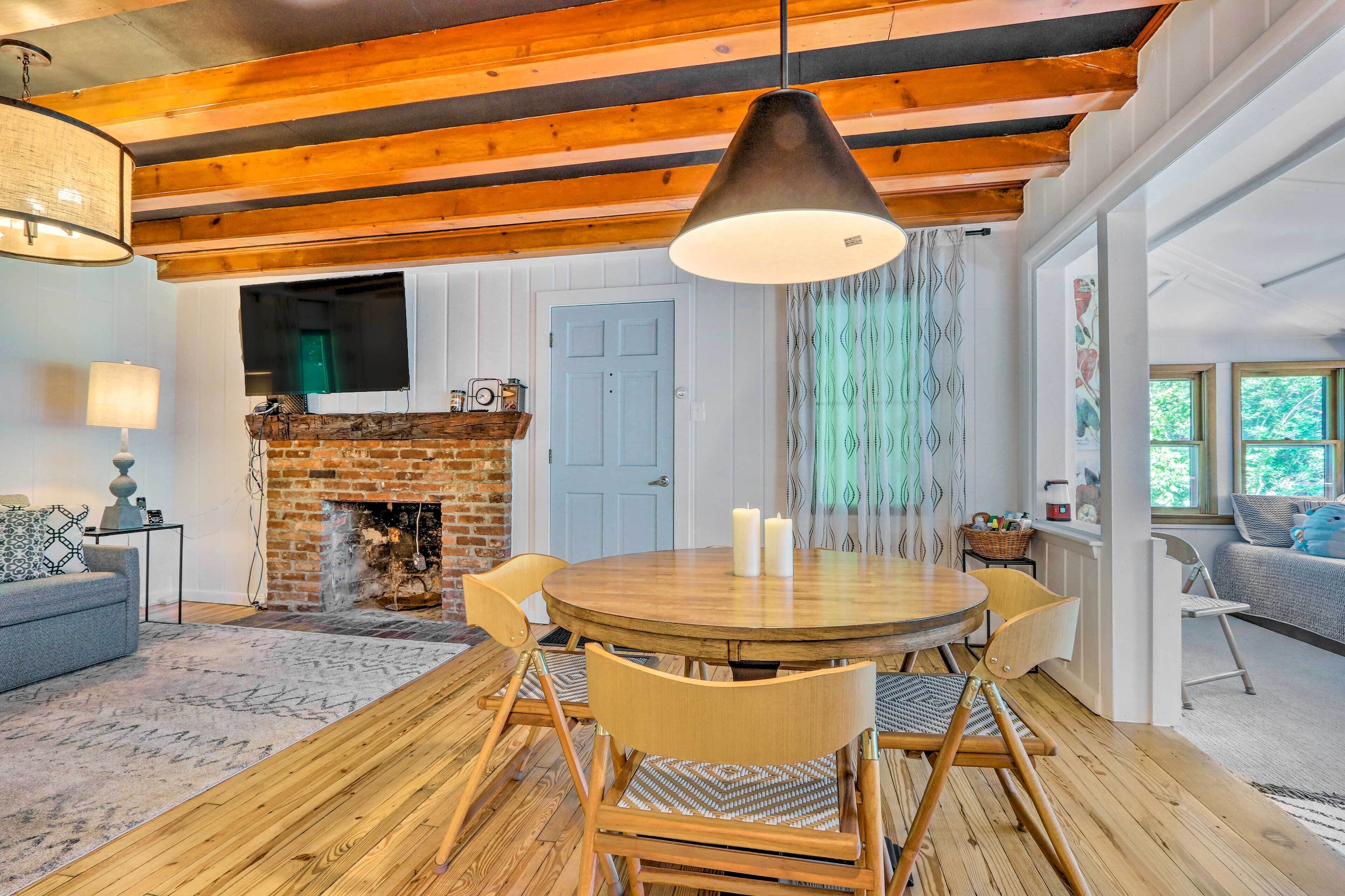 Peaceful Hideaway w/ Shenandoah River Access