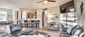 Magnificent Gypsum Retreat on the Colorado River!