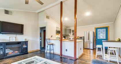 Arkansas Vacation Rental < 1 Mi to Norfork Lake