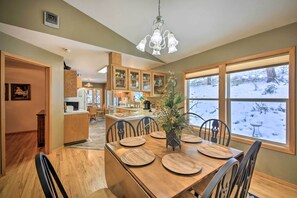 House (3 Bedrooms) | Interior - Montana Home on 5 Acres: Near Lake Koocanusa! (Rexford)