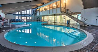 Pet-friendly Home w/ Deck at Big Bass Lake!