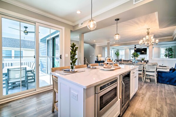 House (5 Bedrooms) | Private kitchen | Microwave, oven, stovetop, dishwasher - Ocean City House Rental < 1 Mile to Beach! (Ocean City)