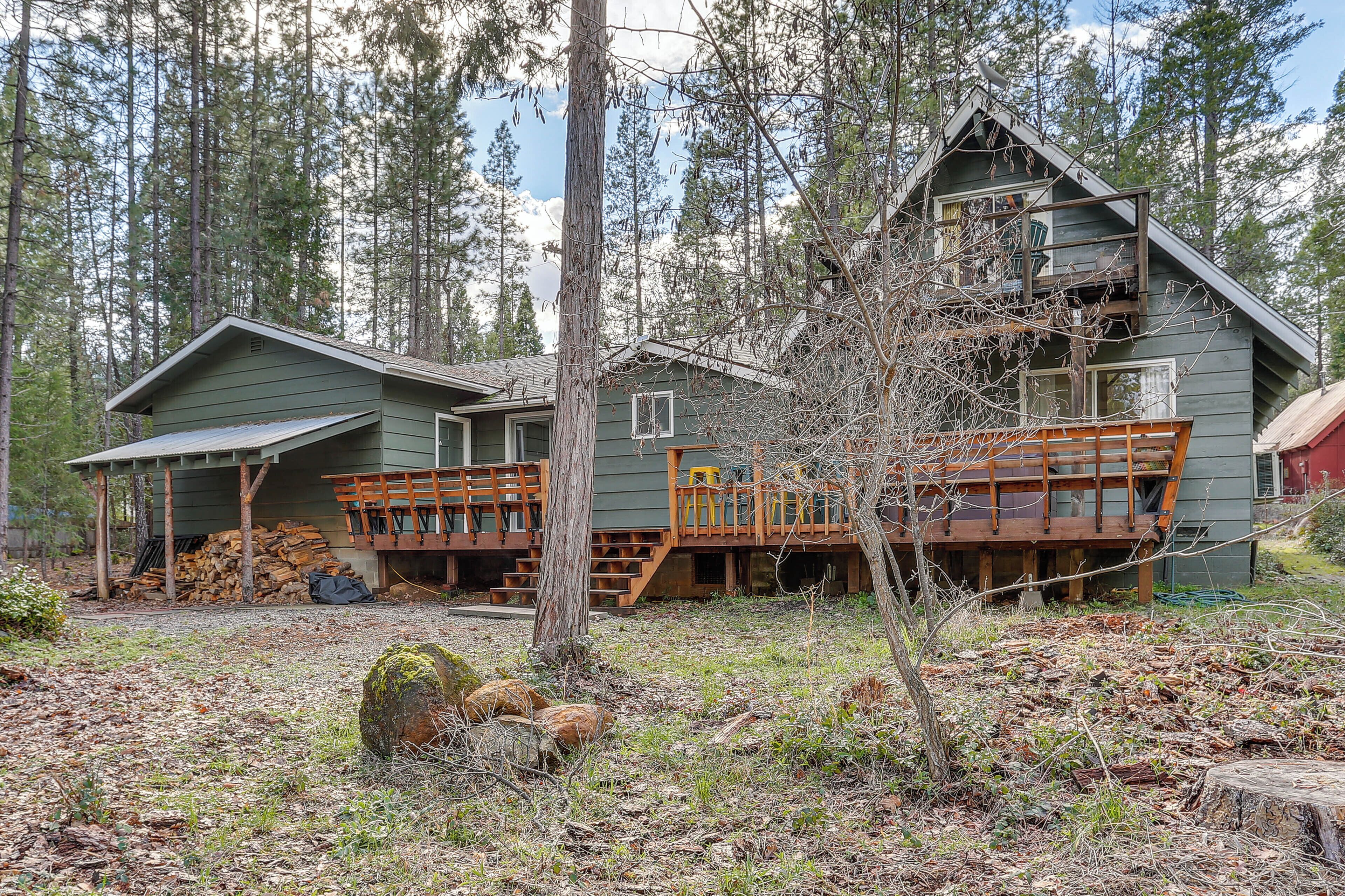 المنشأة من الداخل