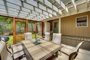 House (3 Bedrooms) | Interior - Ozarks Family Retreat w/ Beaver Lake Access! (Garfield)