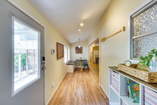 House (3 Bedrooms) | Interior - Ozarks Family Retreat w/ Beaver Lake Access! (Garfield)