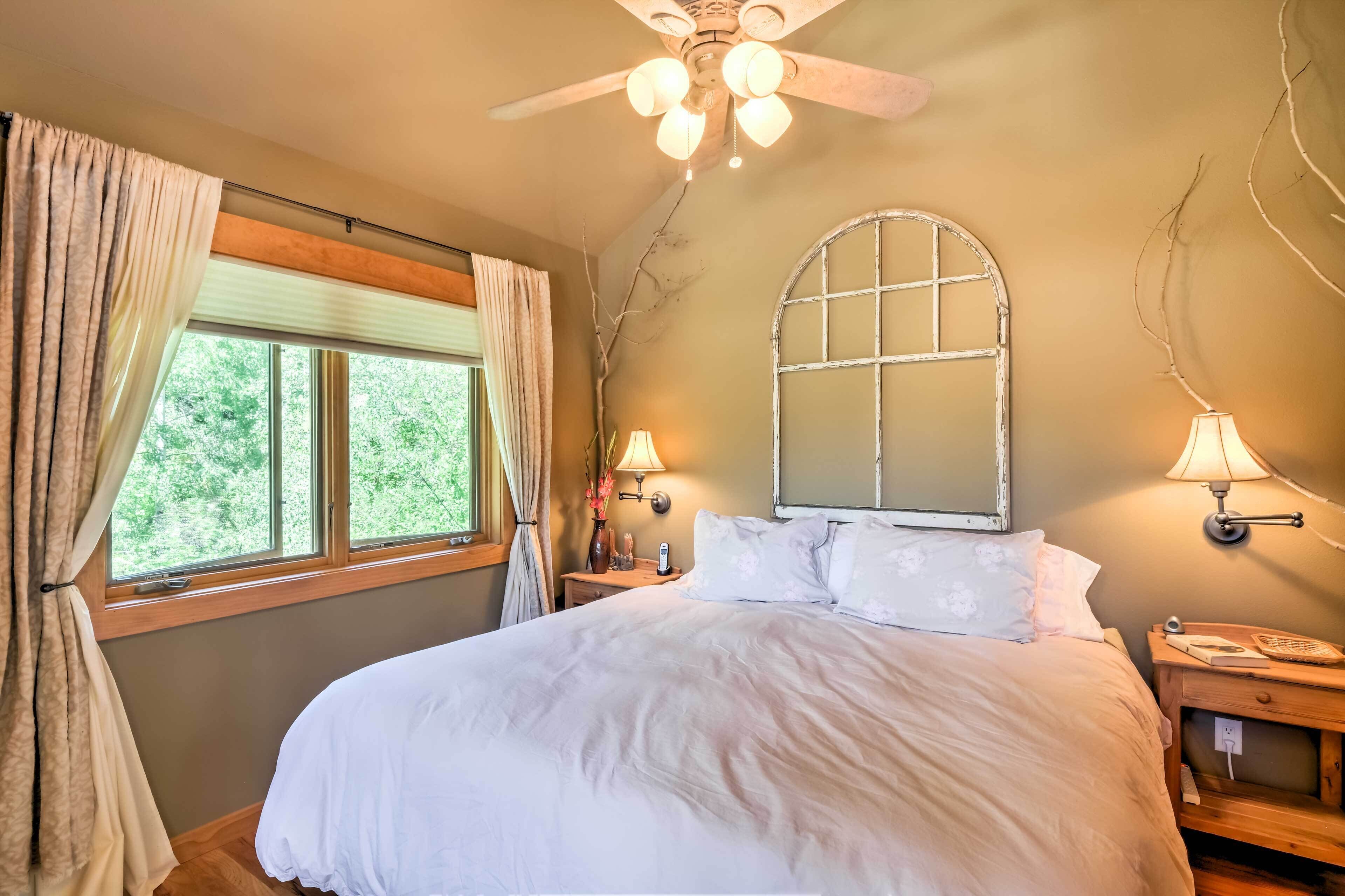 Peaceful Marble, Colorado Home w/ Deck & Mtn Views