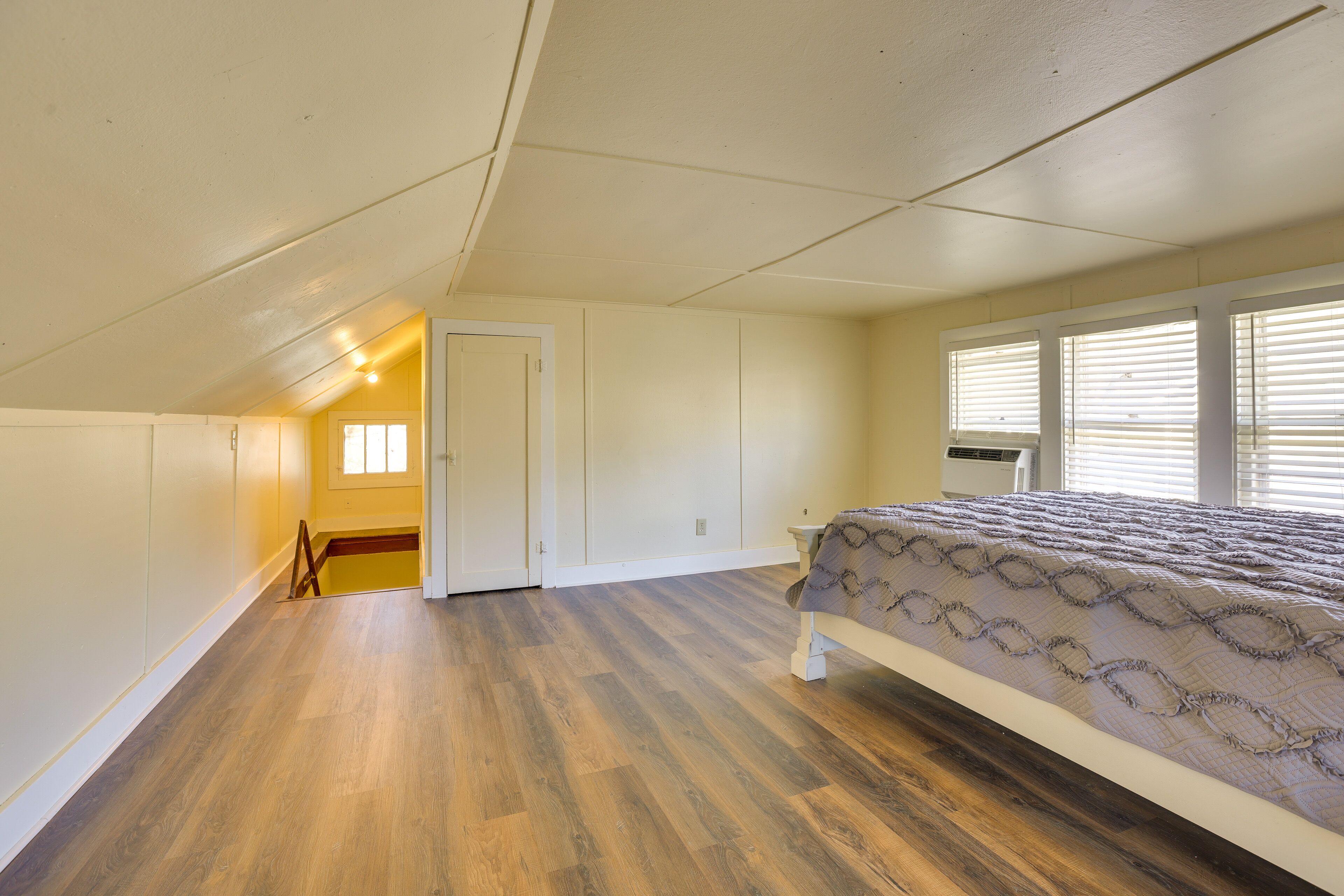 Quaint Omaha Home < 5 Mi to Downtown!