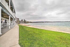 Beach - Lakefront Onekama Condo w/ Seasonal Pool! (Onekama)