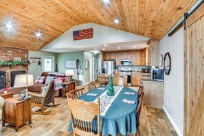 House (5 Bedrooms) | Interior - Pool & Golf Club! Riverfront Retreat in Newland (Newland)