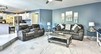 Pet-friendly Maple Grove Gem w/ Private Yard!