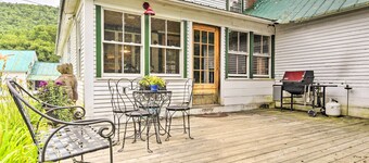 Rustic Roxbury Ski Farmhouse With Trails!