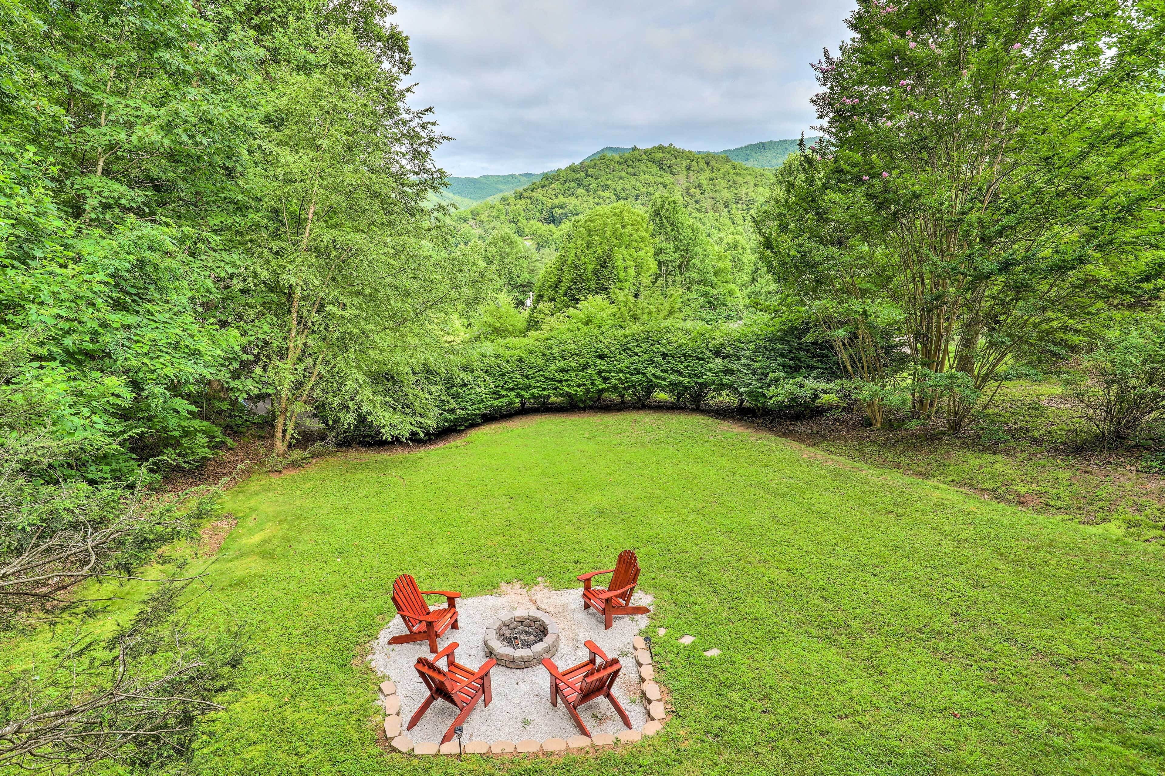 Scenic Smokies Cabin w/ Decks, Fire Pit, Gas Grill