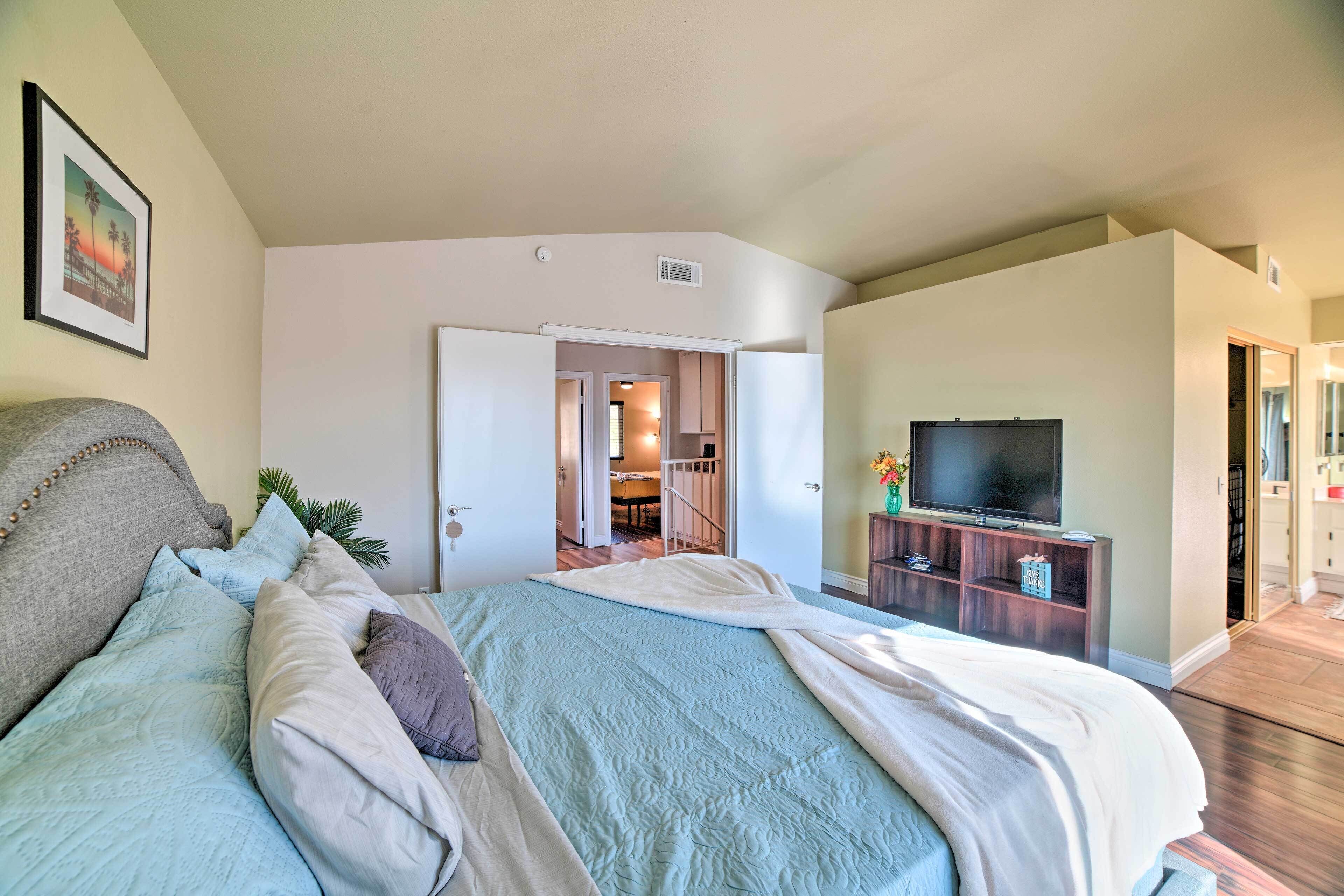 Pet-friendly Moreno Valley Home w/ Mtn Views!