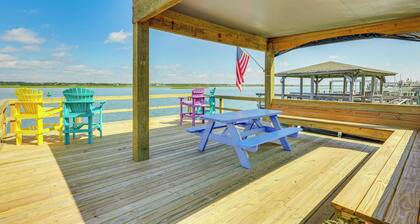 'reel Blessed' Topsail Beach Home w/ Private Dock!