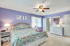 Interior - 'reel Blessed' Topsail Beach Home w/ Private Dock! (Holly Ridge)