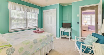 'reel Blessed' Topsail Beach Home w/ Private Dock!