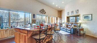 Scenic Great Falls Retreat On Missouri River!