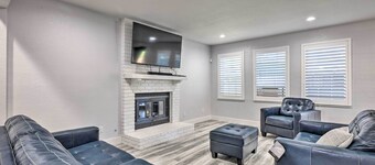 Modesto Home w/ Deck - 2 Mi to Vintage Faire Mall