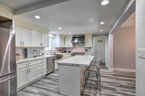 Talo (3 Bedrooms) | Sisätilat