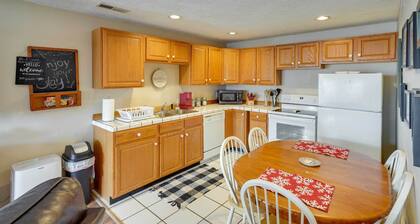 'snowed Inn' Cozy Winterplace Ski-in/ski-out Cabin