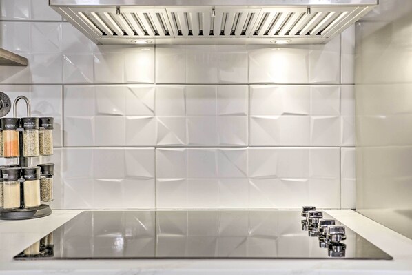 Apartment (0 Bedroom) | Interior