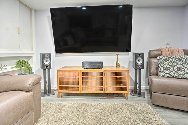 Apartment (0 Bedroom) | Interior