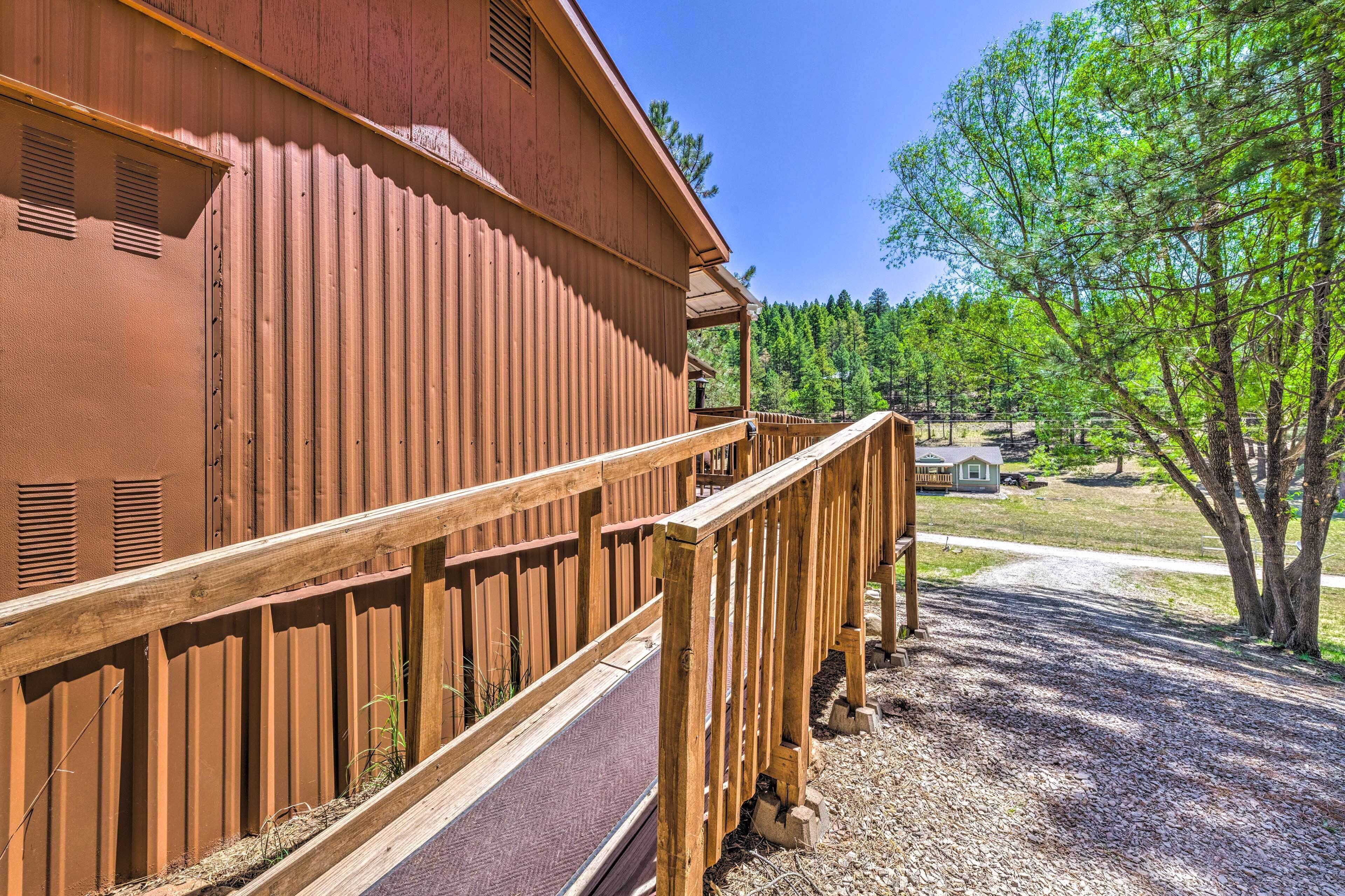 House (2 Bedrooms) | Interior