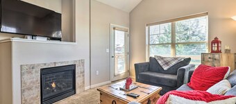 Pet-friendly Fraser Condo, Sleeps 10, Near WP