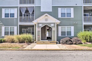 Apartment (2 Bedrooms) | Interior - Rehoboth Beach Condo w/ Patio: 5 Mi to Ocean! (Rehoboth Beach)