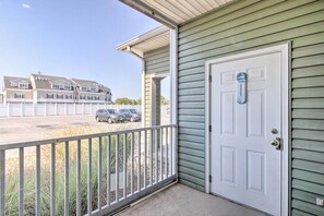 Apartment (2 Bedrooms) | Interior - Rehoboth Beach Condo w/ Patio: 5 Mi to Ocean! (Rehoboth Beach)