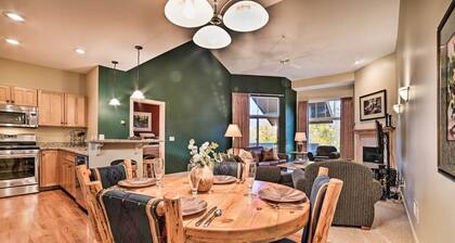 Ski-in/ski-out! Cozy Bellaire Resort Retreat!