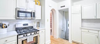 South Bend Home < 1 Mi to Notre Dame!