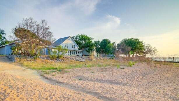 Exterior - Pet-friendly Vacation Rental in Texas! (Bluffton)