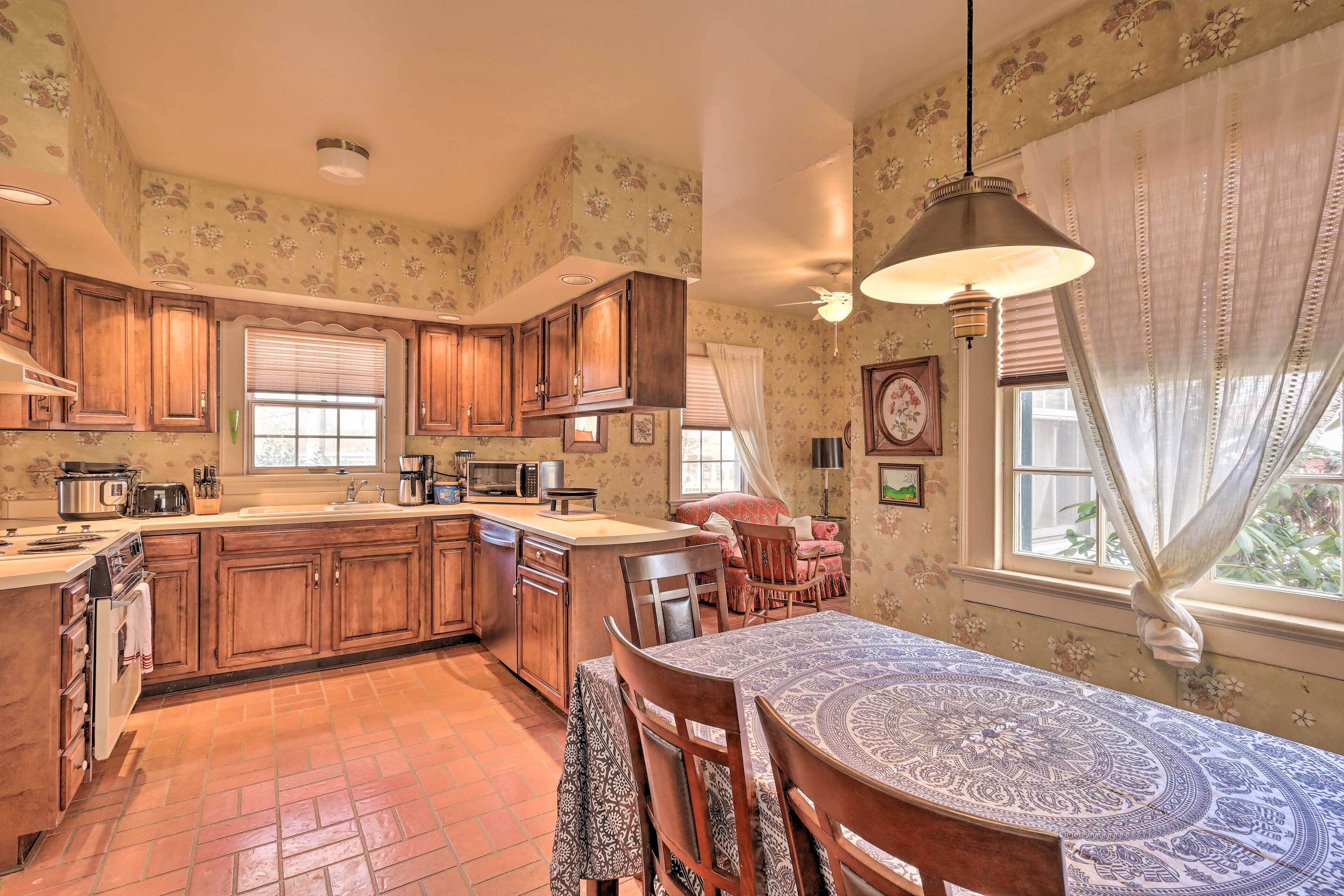 Salisbury Home in Newtown Historic District!