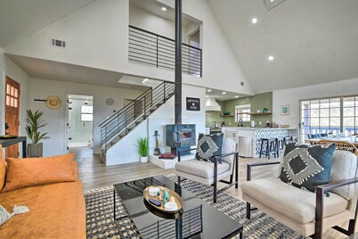 Spacious Family Home on the Water + Boat Dock