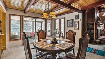 單棟房屋 (3 Bedrooms) | 內部