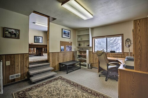 Serene Creekside Sheridan Getaway: Mountain Views!
