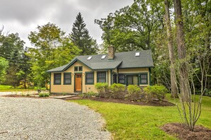 House (4 Bedrooms) | Front of property