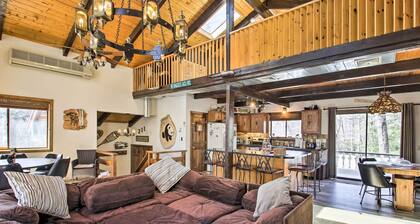 Swiss-style Chalet w/ Fireplace - Near Story Land!