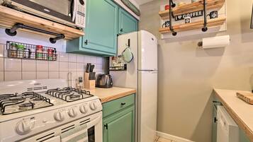 Apartment (1 Bedroom) | Interior