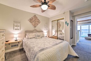 Apartment (1 Bedroom) | Interior - Updated Onekama Resort Condo on Portage Lake! (Onekama)