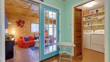 House (4 Bedrooms) | Bahagian dalam