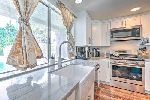 Sun-dappled Palm Desert Retreat w/ Pool & Spa