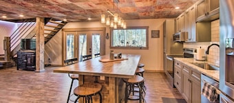 'timberland Estates' Cabin: Close to Trails!