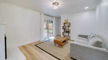 Rumah (4 Bedrooms) | Interior