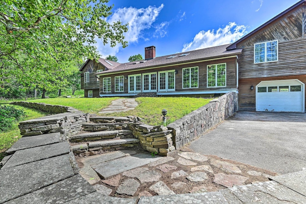 'the Sheep House' ~ 11 Mi to Cooperstown!