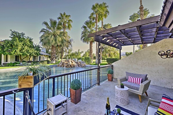 Interior - Tahquitz Creek Golf Resort Townhome w/ Pool Access (Palm Springs)