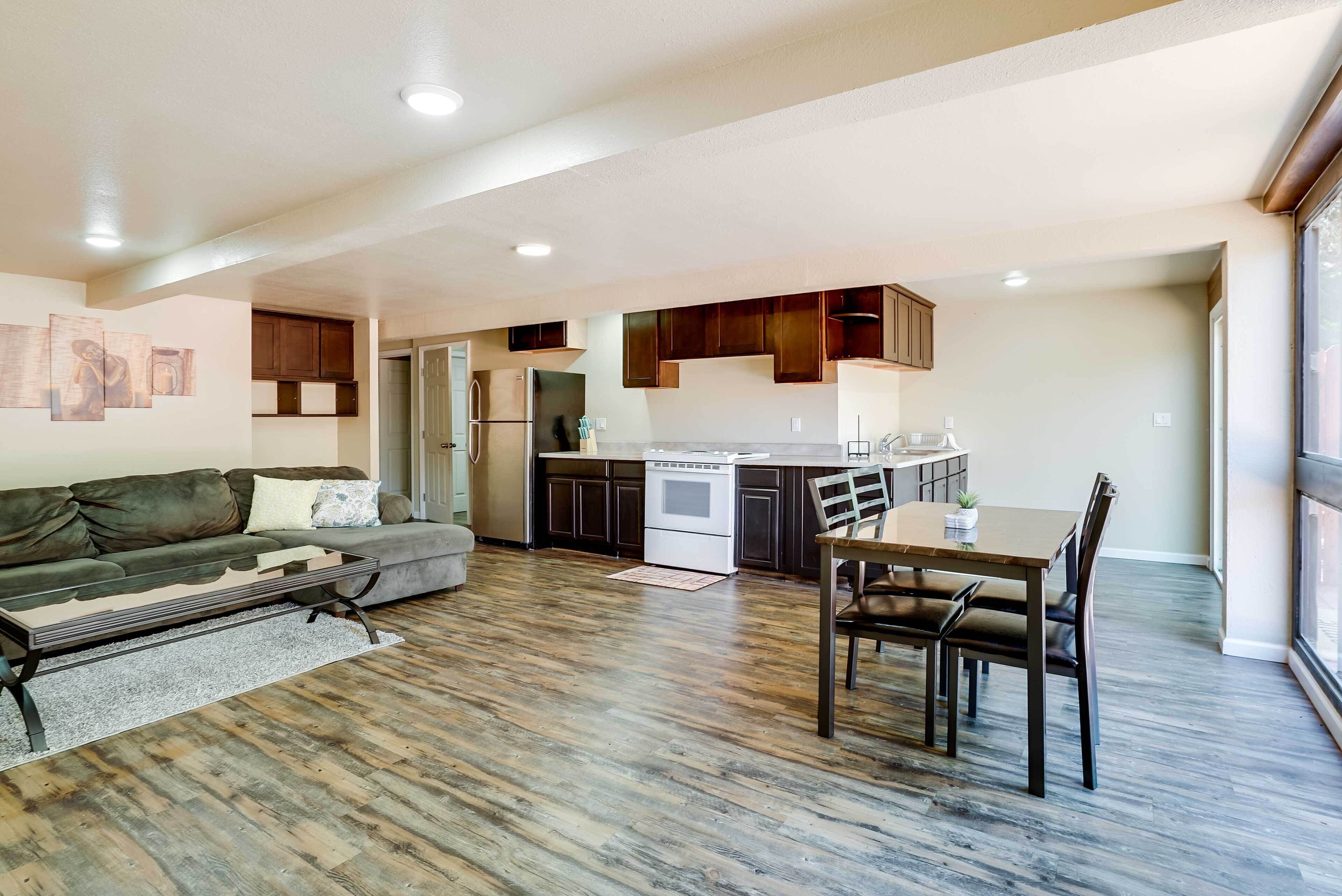 Unique Castro Valley House 30 Mi to San Fran!