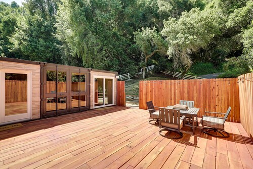 Unique Castro Valley House 30 Mi to San Fran!