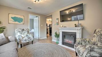 Cottage (2 Bedrooms) | Interior